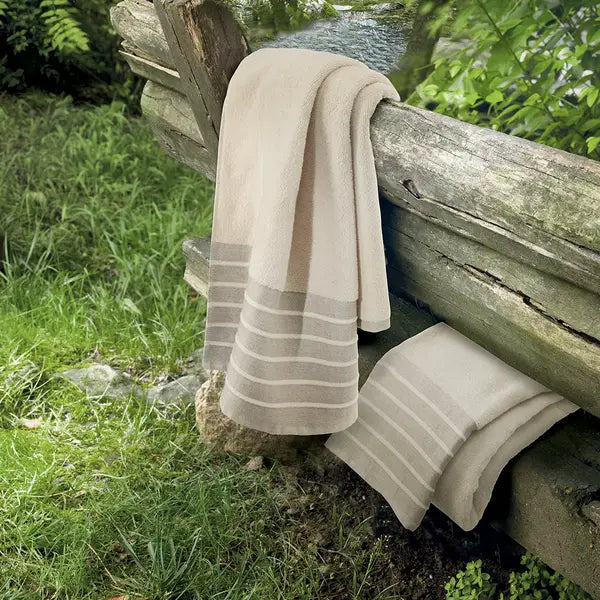 Set Asciugamani Spugna Bagno Naturae Luce